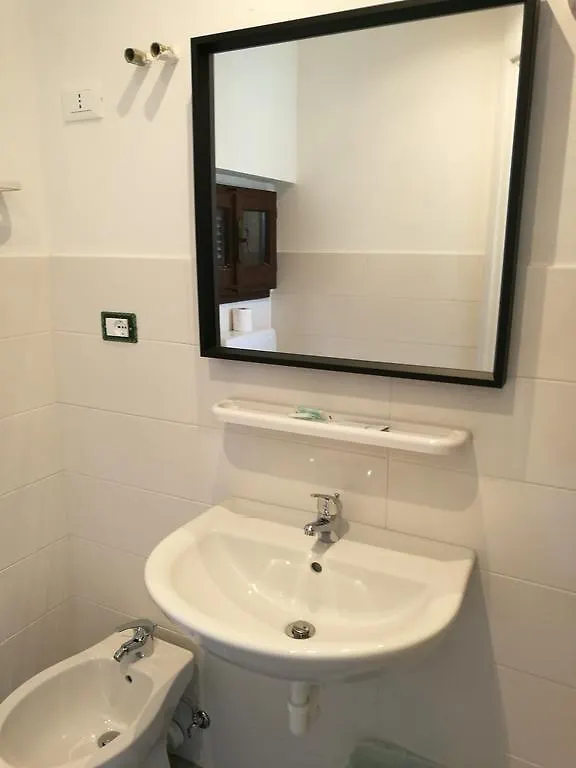 *** Kompleks wypoczynkowy Hotel Iron Gate Marina3B Sarzana Włochy