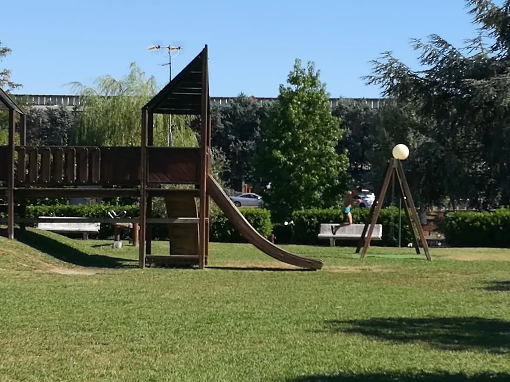 Iron Gate Marina3B Villa Sarzana 3*,